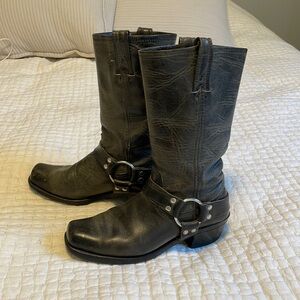 Frye Harness 12R Boots
